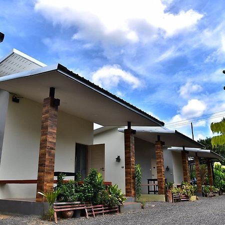 The House At Pranburi Otel Dış mekan fotoğraf